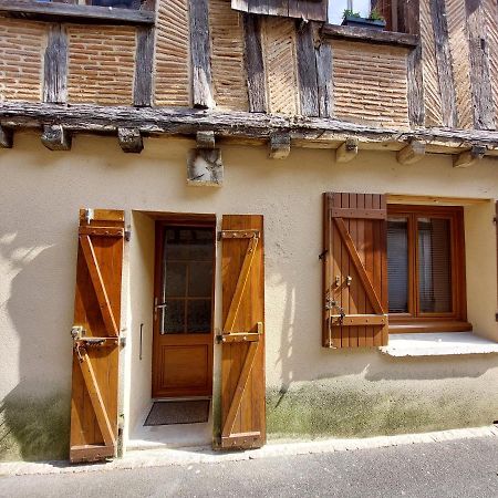 Moderne Historique Apartment Bergerac Exterior photo